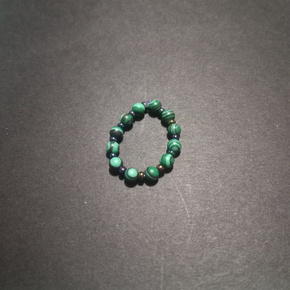 Malachite Beaded Bracelet & Ring Set - Picture 3 of 3